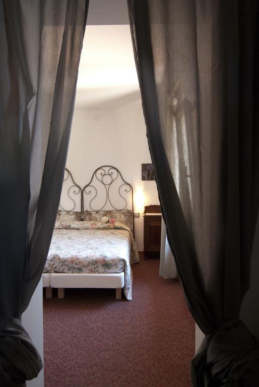 גרגננו Hotel Mariano חדר תמונה