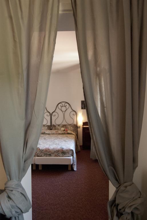 גרגננו Hotel Mariano חדר תמונה