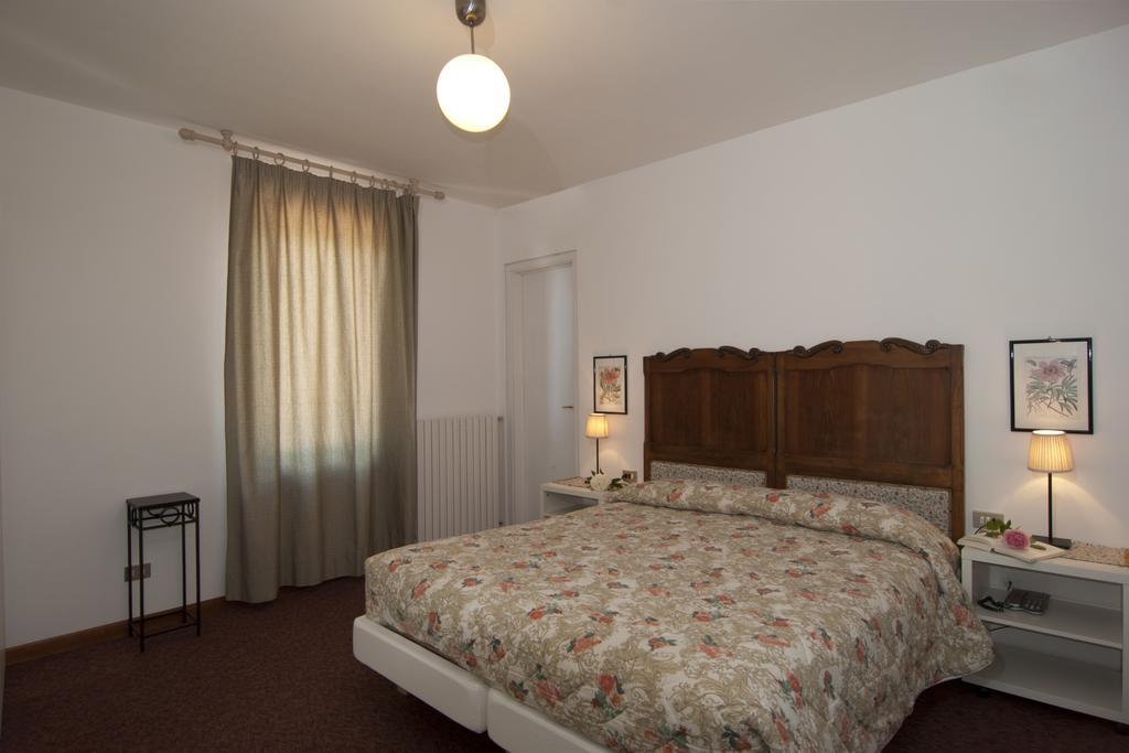 גרגננו Hotel Mariano חדר תמונה